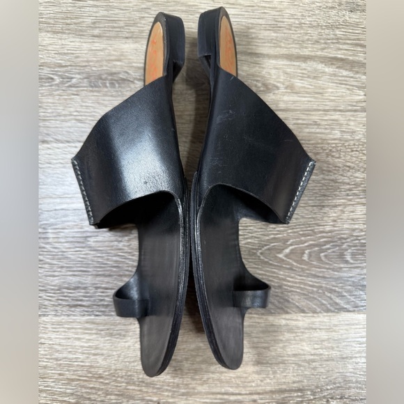 KORS Michael Kors Shoes Womens sz10M Black Leather Flat Slip-on Sandals Capsule - Picture 4 of 6